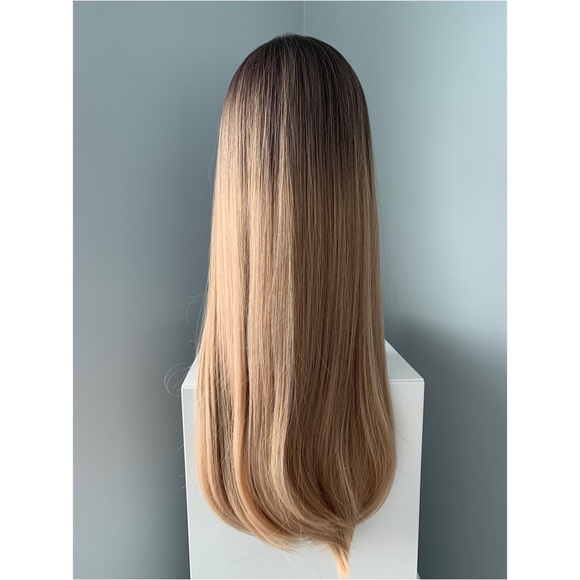 NEW Rooted Long Blonde Wig with bangs - Picture 2 of 4